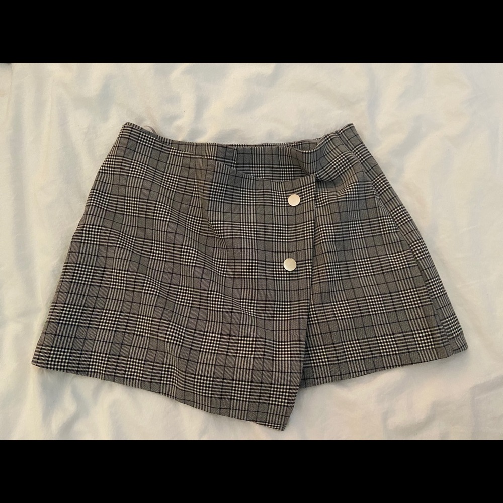 Skort